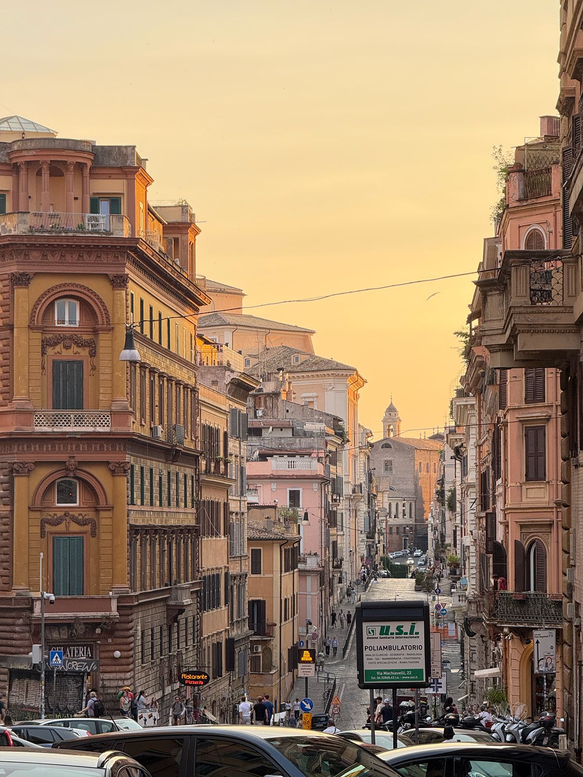 ラフなのに美しい──ローマとヴェネツィアのマルモリーノ